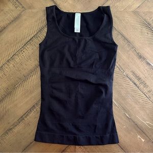 🖤NWOT🖤 Shapermint Curveez Essential Square Neck Control Tank - M
